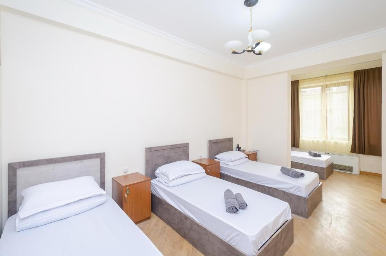 Areva Hostel & Apartment Jerevan Eksteriør bilde
